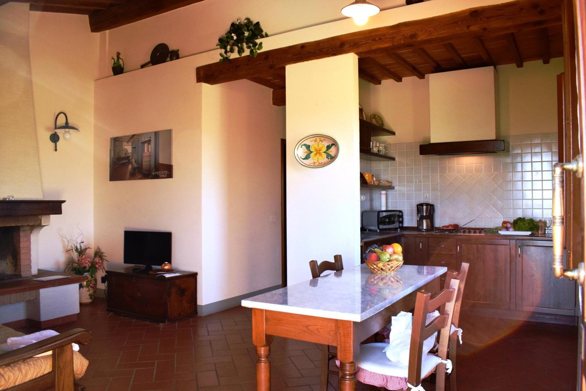 Agriturismo Luggiano Винчи Стая снимка
